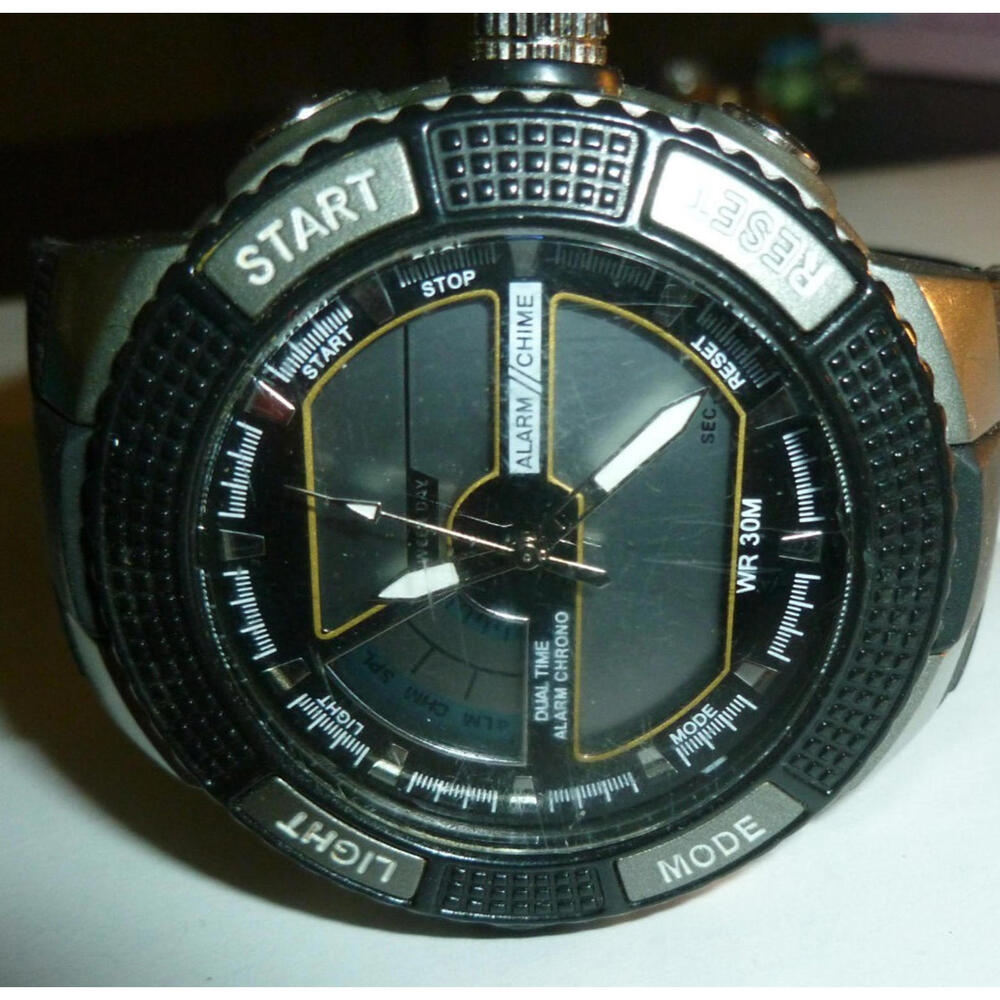 AW 91-752 Chronograph‎ Men Watch Quartz 6 Button Digital